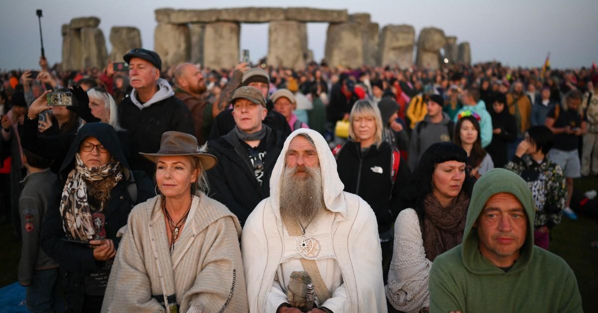 Summer time season Solstice’s Religious Which means, and Why Individuals Go to Stonehenge